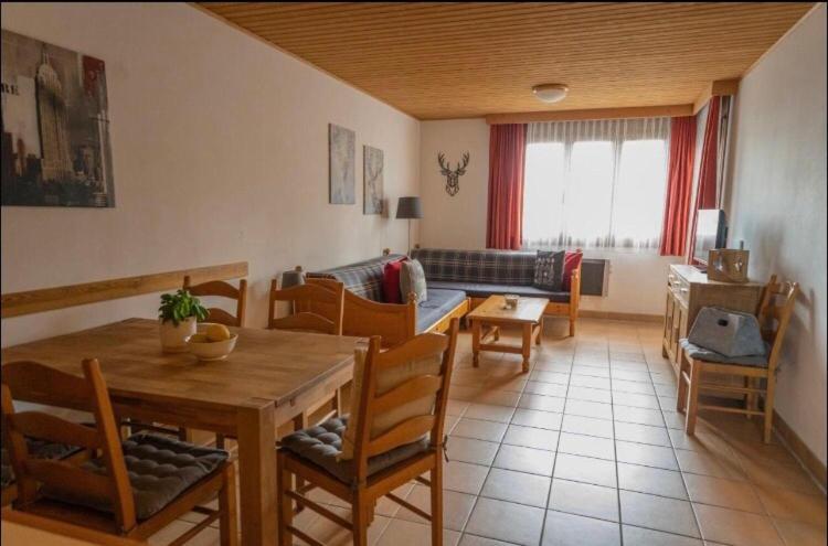 Kanzelhohe Familienapartment Sonne Und Schnee מראה חיצוני תמונה