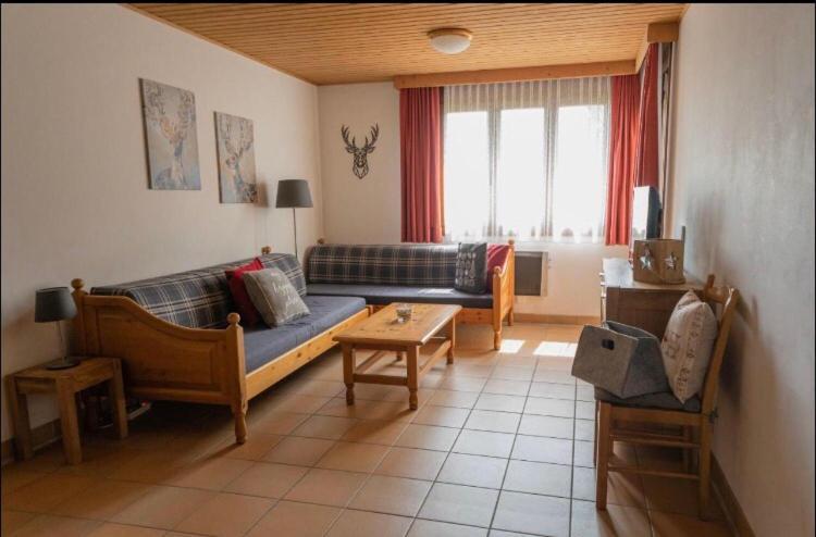 Kanzelhohe Familienapartment Sonne Und Schnee מראה חיצוני תמונה